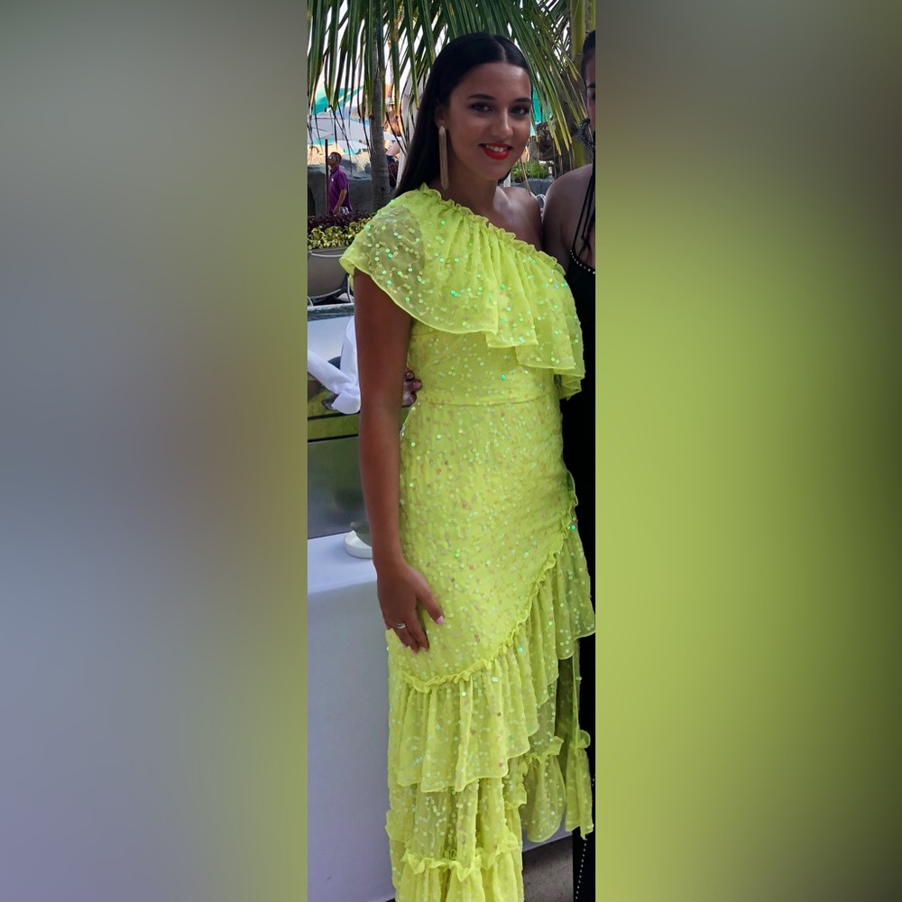 Yellow Sequin One Shoulder Midi Cocktail Dress Size 4 / 6